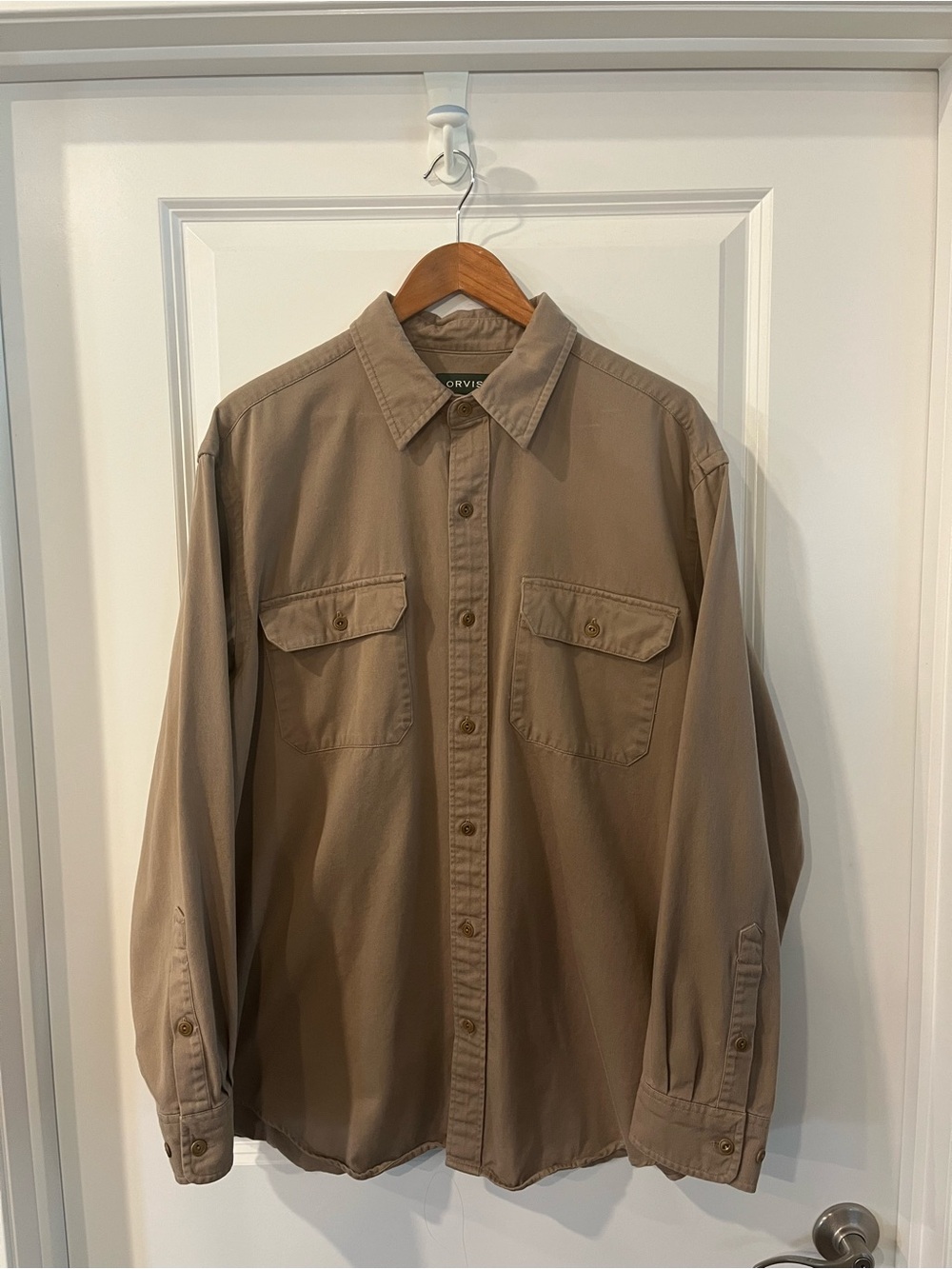 Orvis Men's Button-Down Field Shirt in Light Taupe